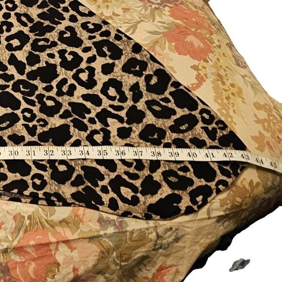 Lildy Leopard Print Handkerchief Hem Tunic With Pockets Size L/XL - Picture 5 of 5